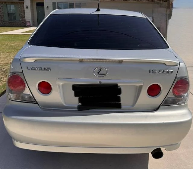 2004 Lexus IS 1st Gen - Image 3 of 14