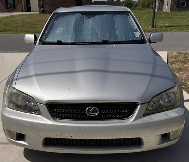 2004 Lexus IS 1st Gen - Image 2 of 14