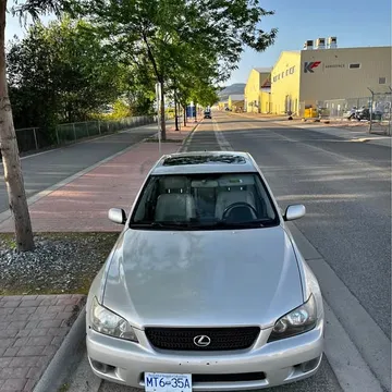 2004 Lexus IS 300 Sport Design