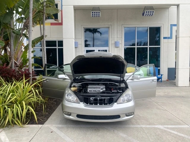 2004 Lexus ES 3rd Gen - Image 17 of 21
