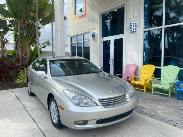 2004 Lexus ES 3rd Gen - Image 2 of 21