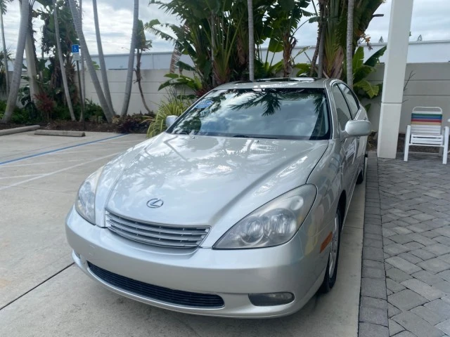 2004 Lexus ES 3rd Gen - Image 4 of 21