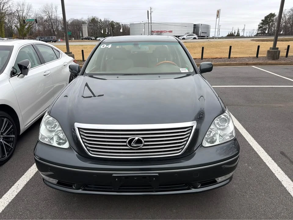 2004 Lexus LS 3rd Gen - Image 2 of 12