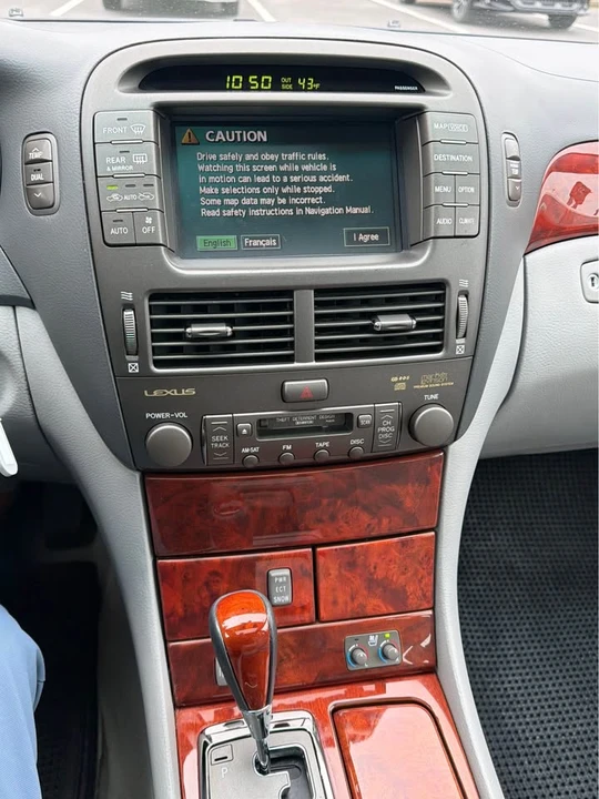 2004 Lexus LS 3rd Gen - Image 12 of 12