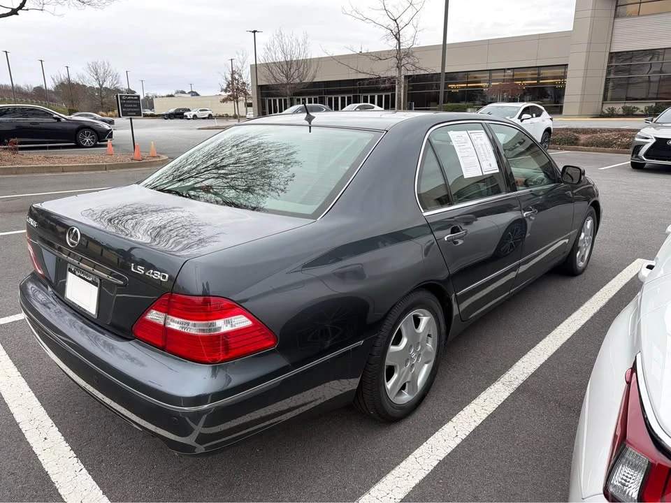 2004 Lexus LS 3rd Gen - Image 7 of 12