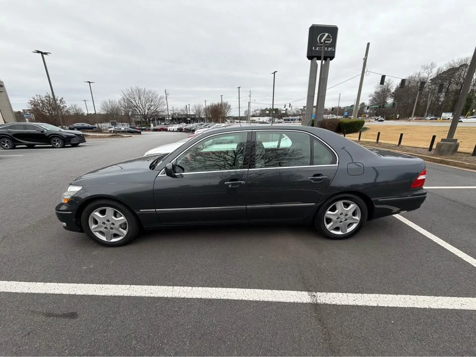 2004 Lexus LS 3rd Gen - Image 4 of 12