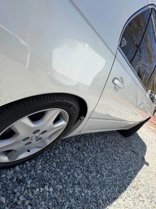 2004 Lexus LS 3rd Gen - Image 5 of 9