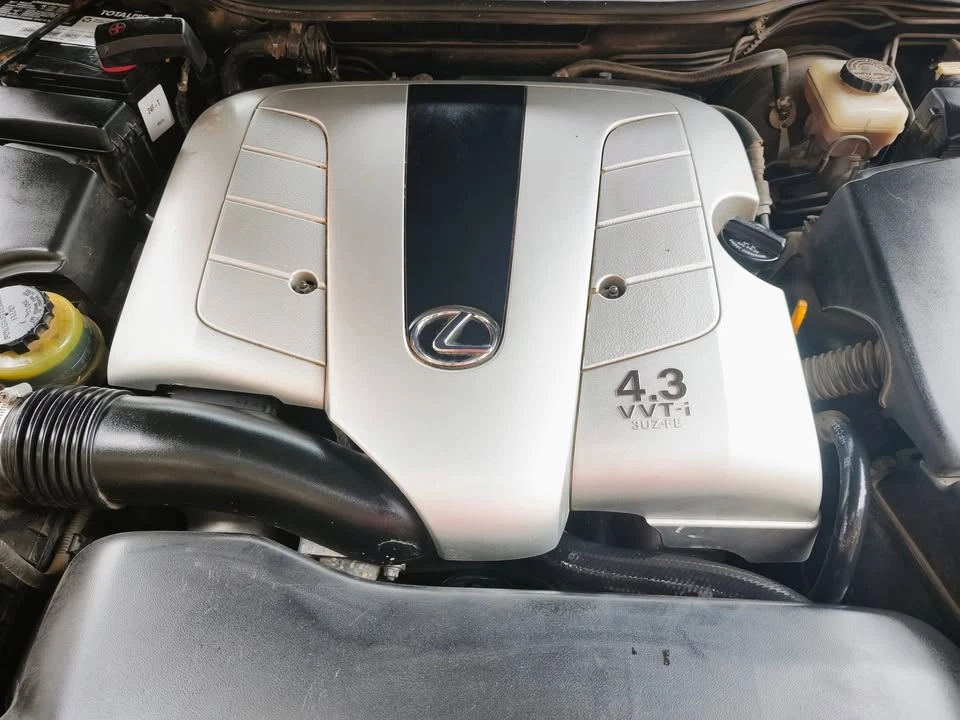 2004 Lexus LS 3rd Gen - Image 14 of 14