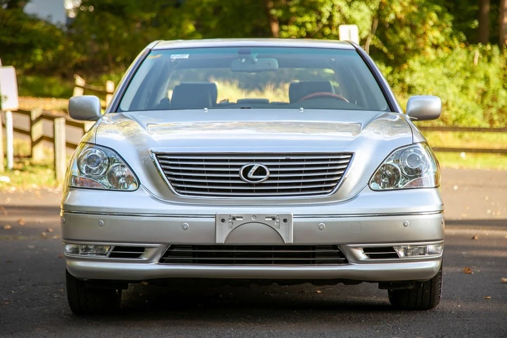 2004 Lexus LS 3rd Gen - Image 4 of 19
