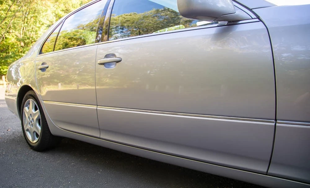 2004 Lexus LS 3rd Gen - Image 11 of 19