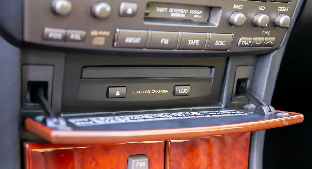 2004 Lexus LS 3rd Gen - Image 14 of 19