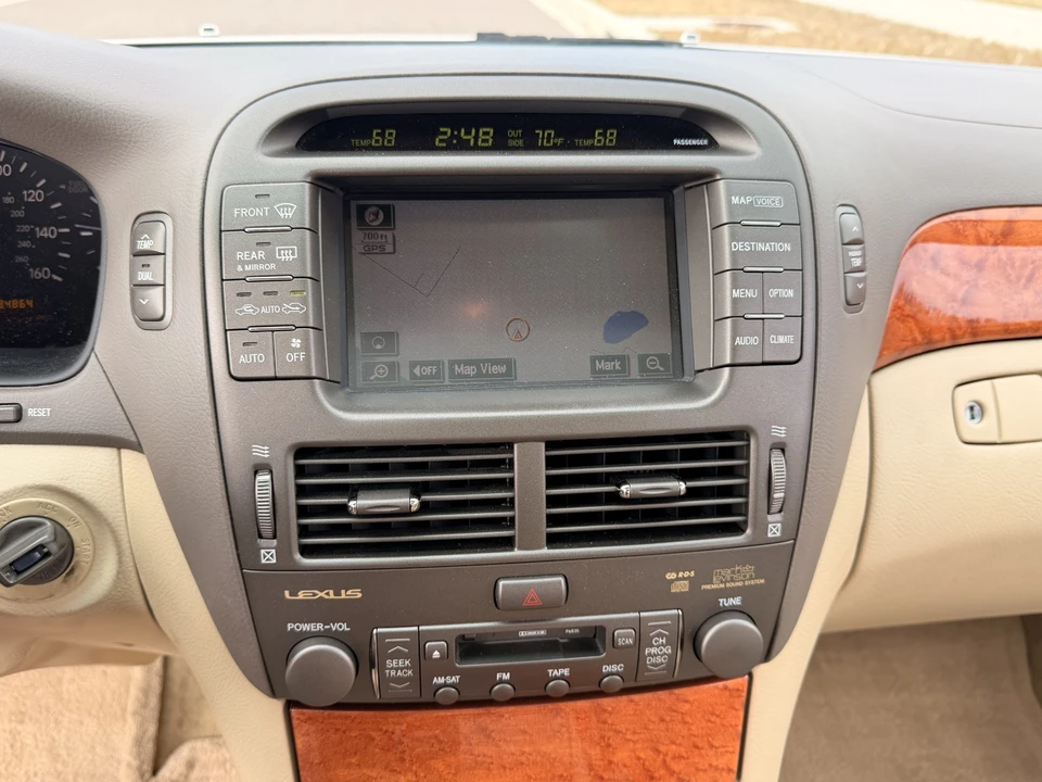 2004 Lexus LS 3rd Gen - Image 14 of 21