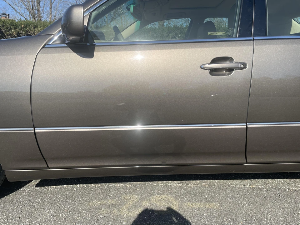 2004 Lexus LS 3rd Gen - Image 18 of 31