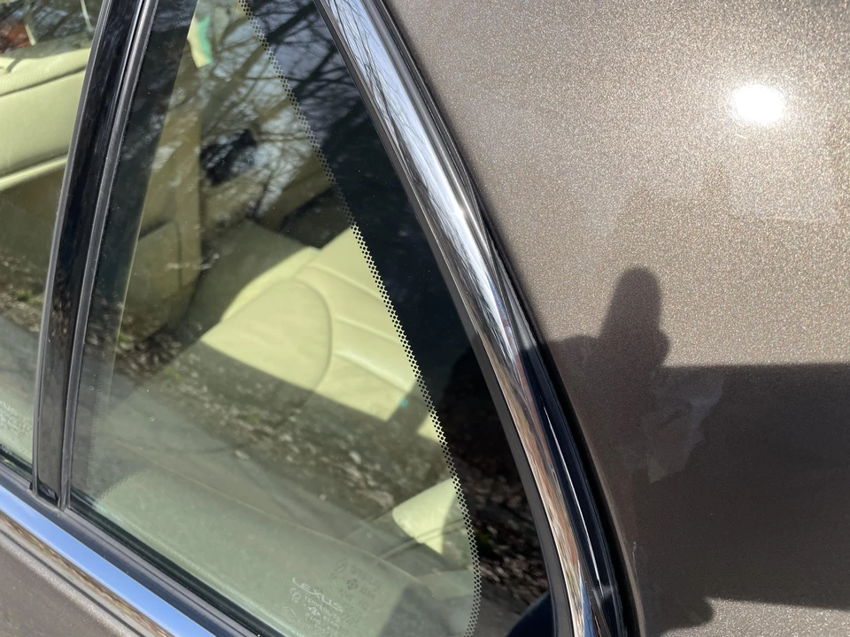 2004 Lexus LS 3rd Gen - Image 30 of 31