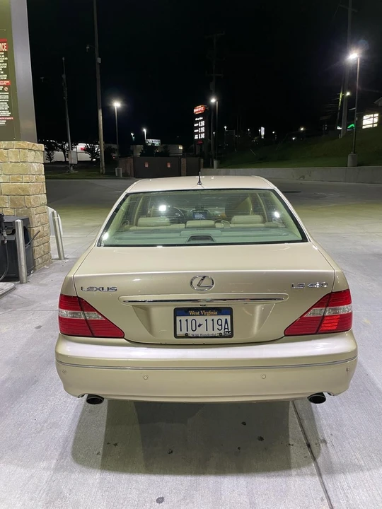 2004 Lexus LS 3rd Gen - Image 24 of 24