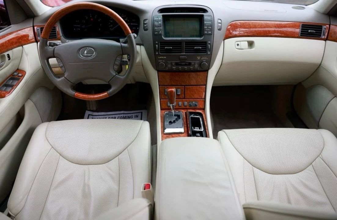 2004 Lexus LS 3rd Gen - Image 6 of 29