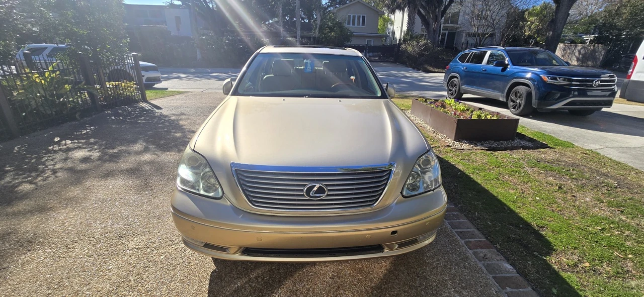 2004 Lexus LS 3rd Gen - Image 2 of 12