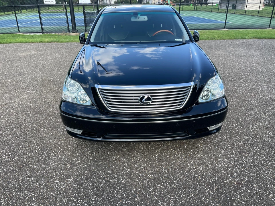 2004 Lexus LS 3rd Gen - Image 6 of 31