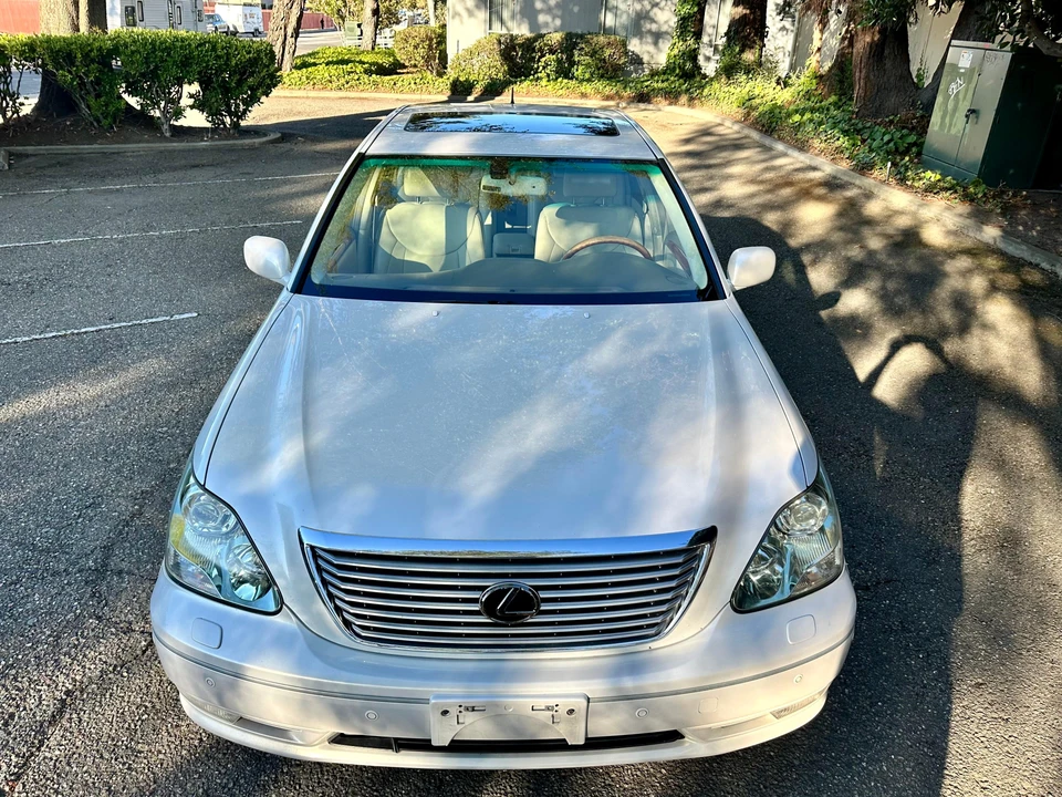 2004 Lexus LS 3rd Gen - Image 6 of 31