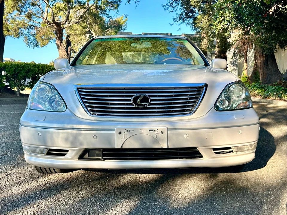 2004 Lexus LS 3rd Gen - Image 8 of 31