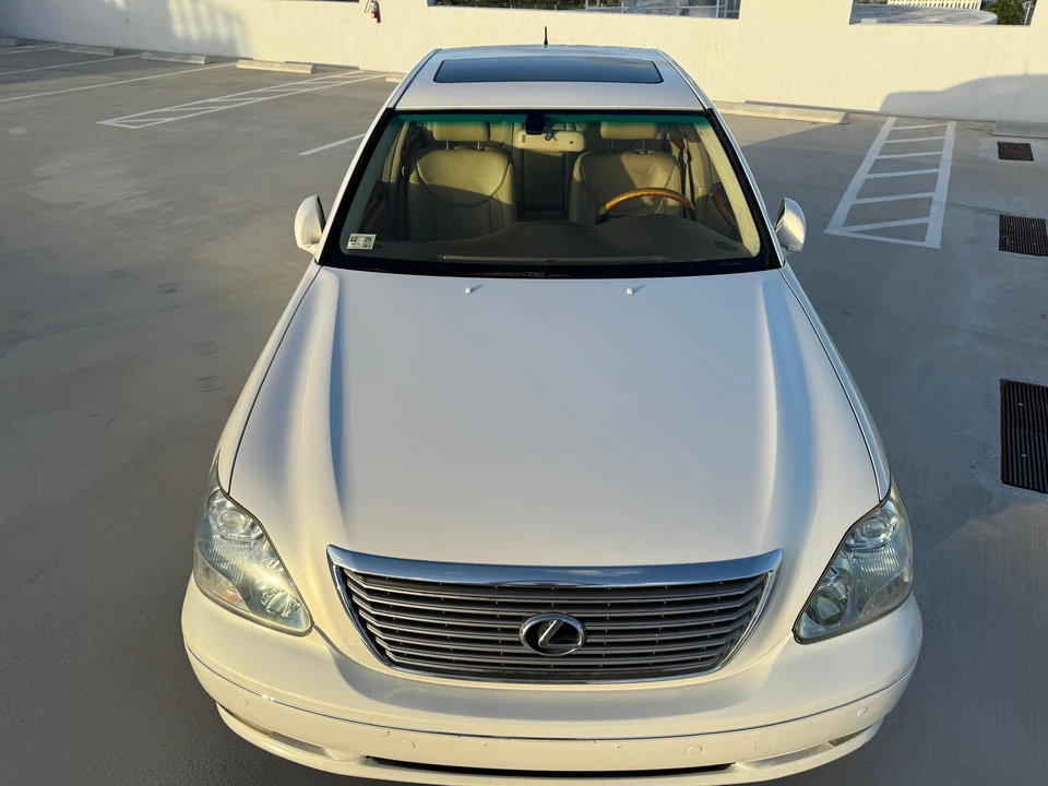 2004 Lexus LS 3rd Gen - Image 6 of 31