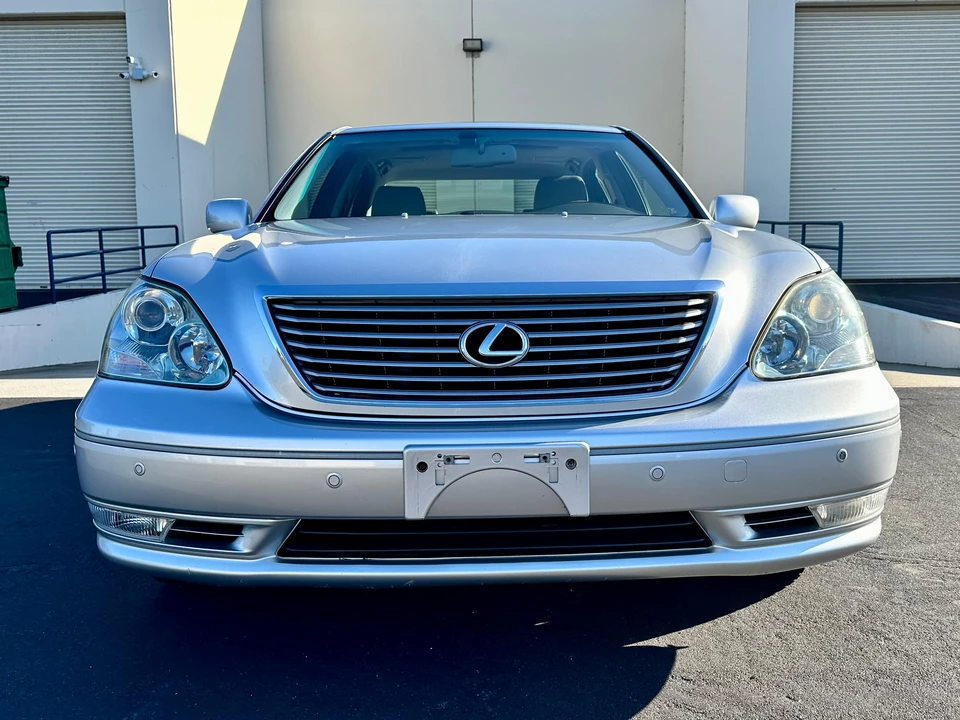 2004 Lexus LS 3rd Gen - Image 8 of 31