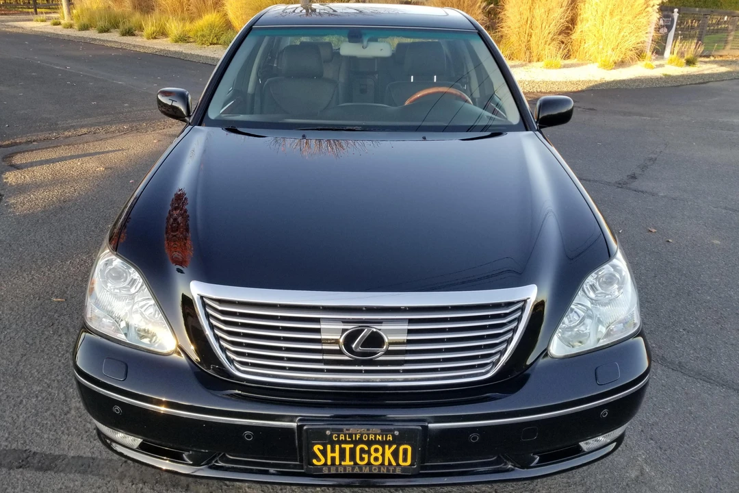 2004 Lexus LS 3rd Gen - Image 2 of 21