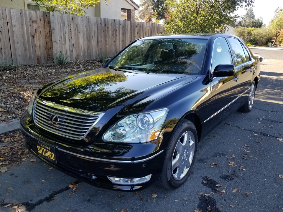 2004 Lexus LS 3rd Gen - Image 7 of 21