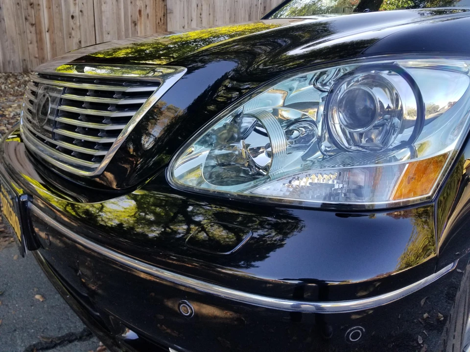2004 Lexus LS 3rd Gen - Image 19 of 21