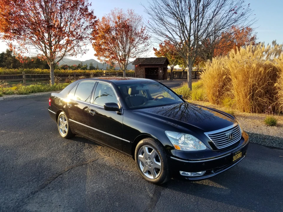 2004 Lexus LS 3rd Gen - Image 15 of 21