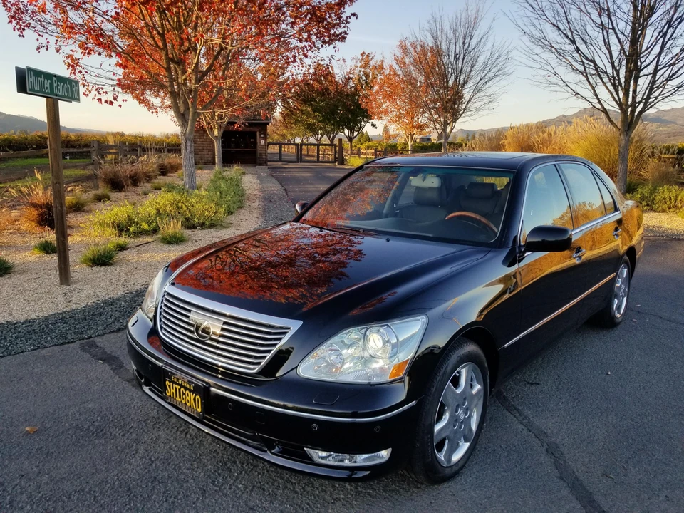2004 Lexus LS 3rd Gen - Image 9 of 21