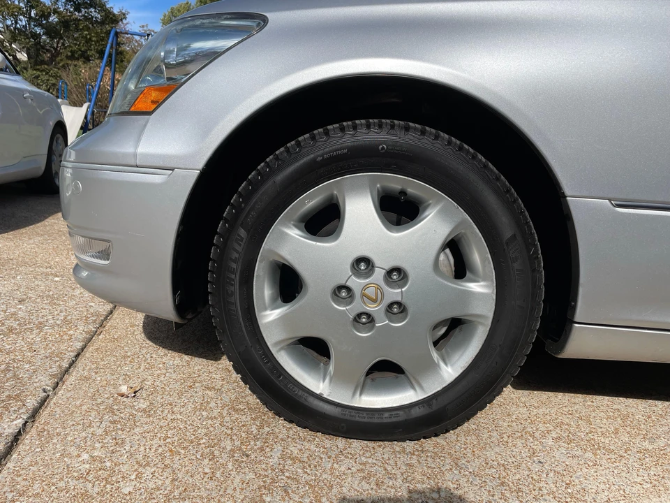 2004 Lexus LS 3rd Gen - Image 30 of 31