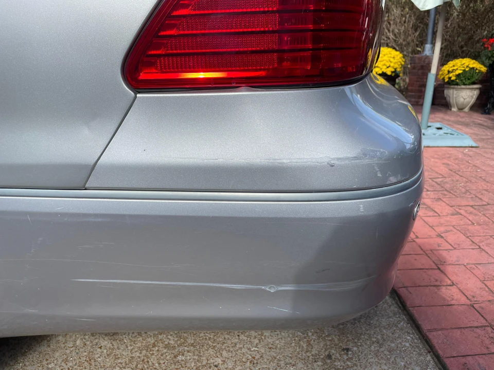 2004 Lexus LS 3rd Gen - Image 19 of 31