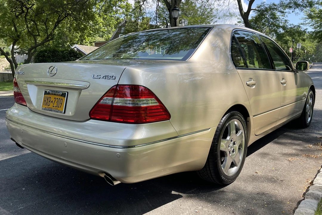 2004 Lexus LS 3rd Gen - Image 5 of 6