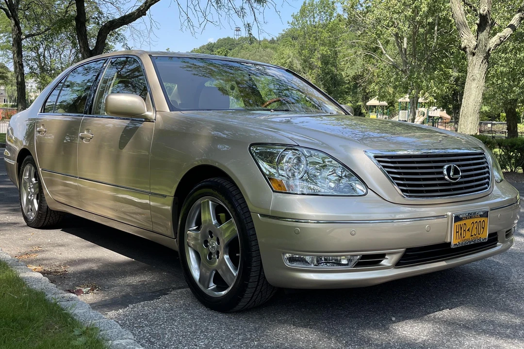 2004 Lexus LS 3rd Gen - Image 3 of 6