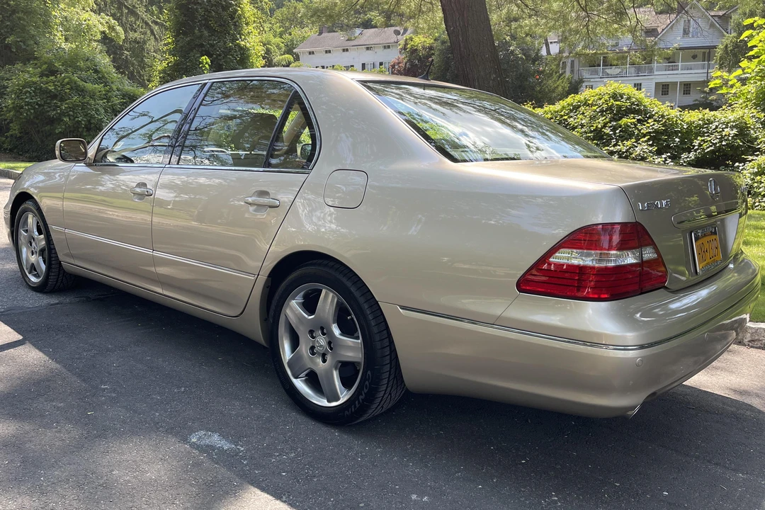 2004 Lexus LS 3rd Gen - Image 4 of 6