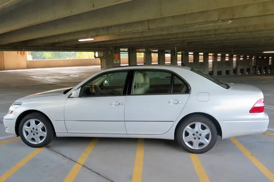 2004 Lexus LS 430 Modern Luxury