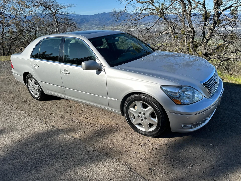 2004 Lexus LS 3rd Gen - Image 30 of 31