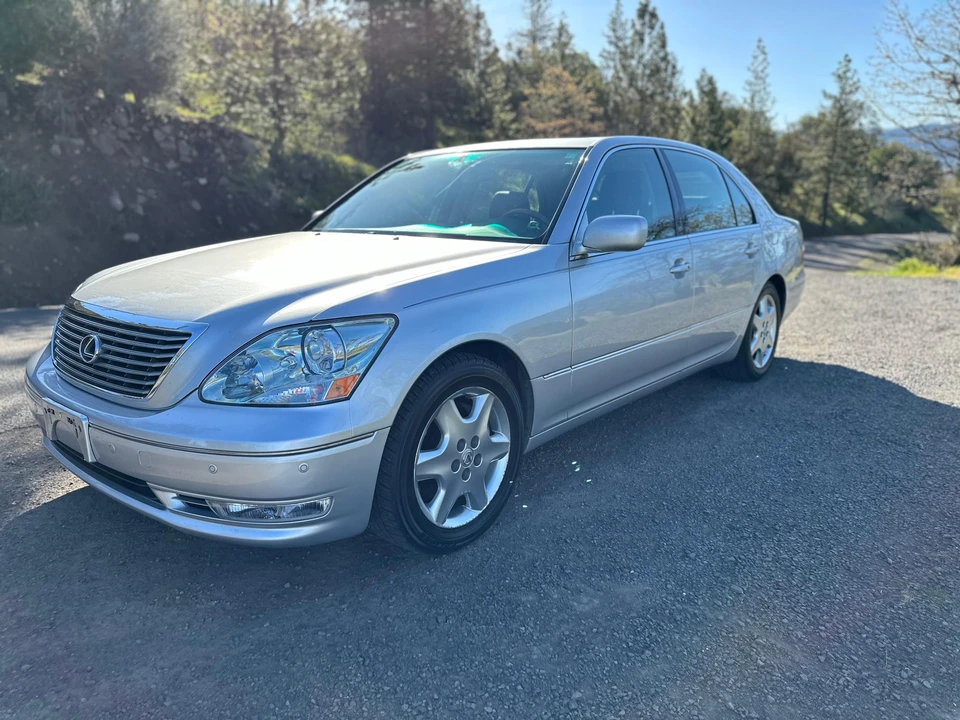 2004 Lexus LS 3rd Gen - Image 8 of 31