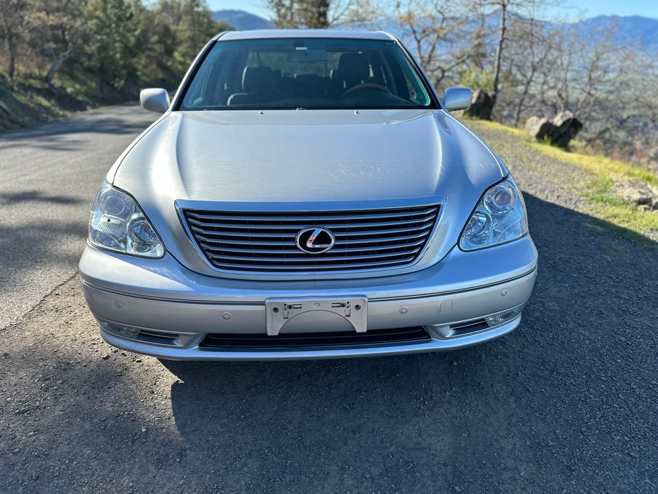2004 Lexus LS 3rd Gen - Image 6 of 31