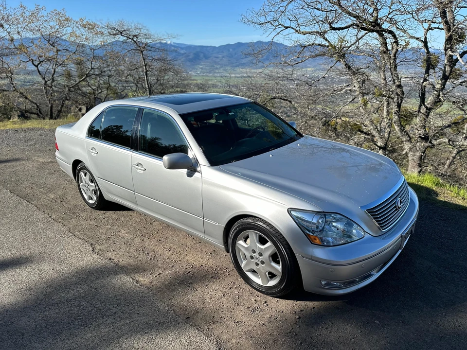2004 Lexus LS 3rd Gen - Image 31 of 31