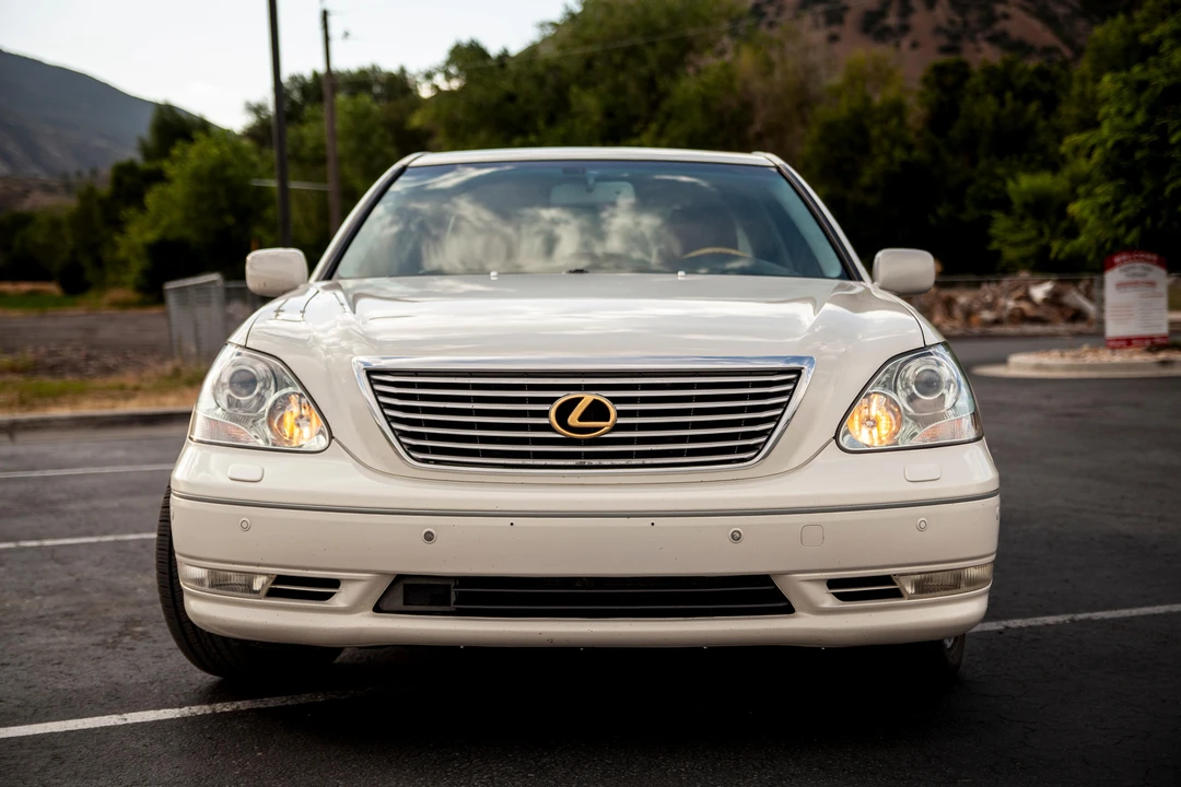 2004 Lexus LS 3rd Gen - Image 6 of 31
