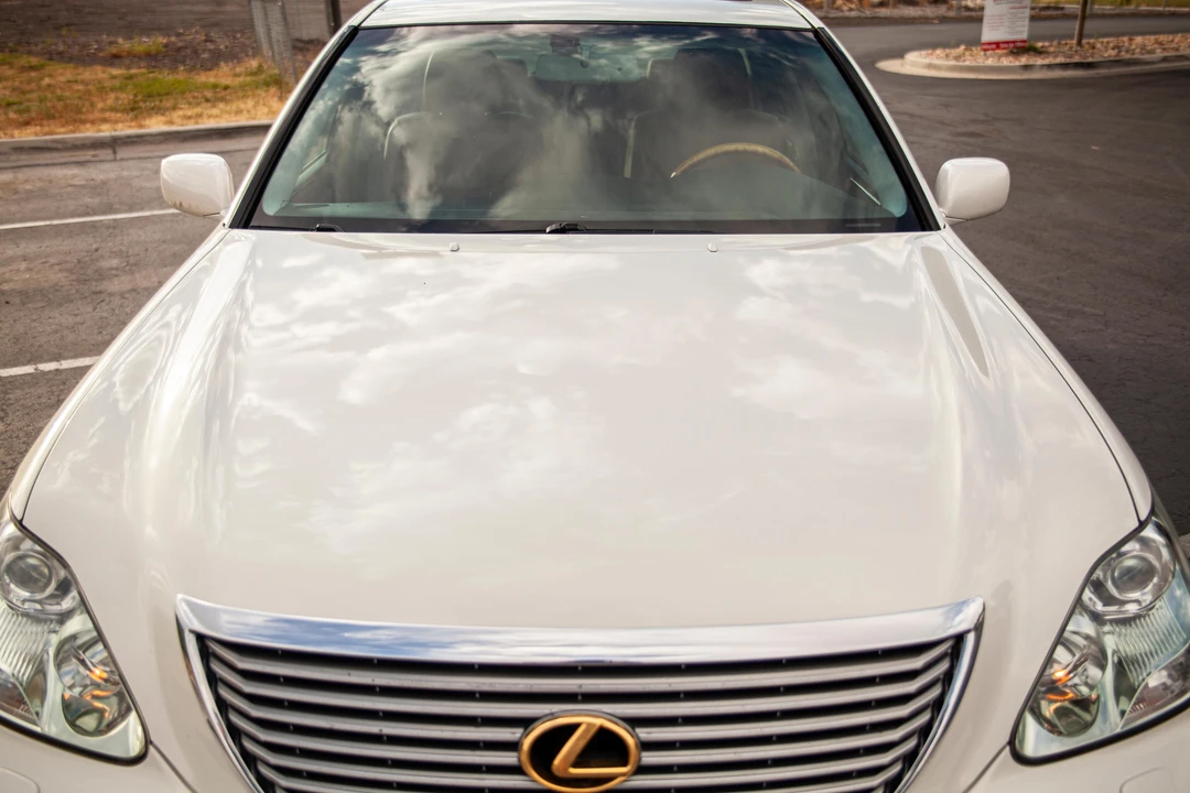 2004 Lexus LS 3rd Gen - Image 15 of 31