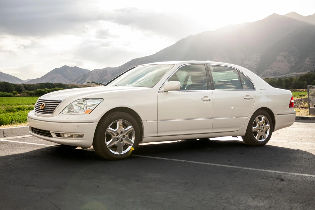 2004 Lexus LS 3rd Gen - Image 8 of 31
