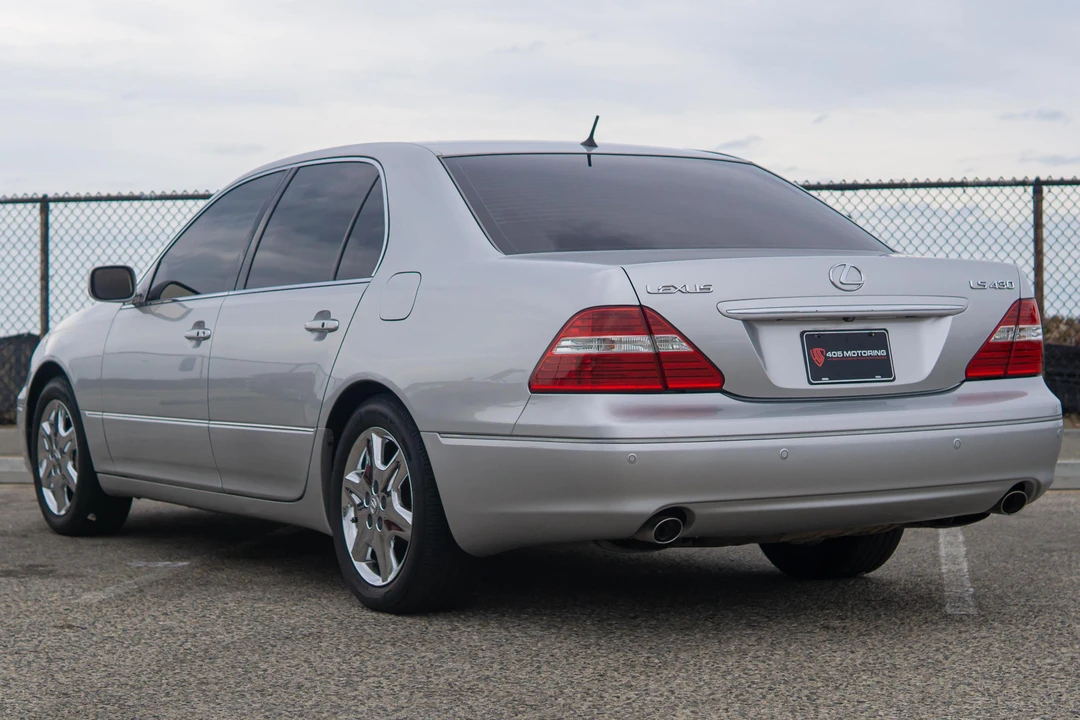2004 Lexus LS 3rd Gen - Image 4 of 31
