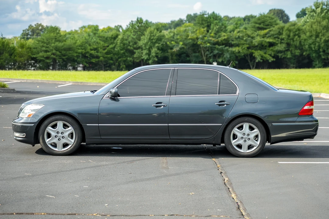 2004 Lexus LS 3rd Gen - Image 7 of 31