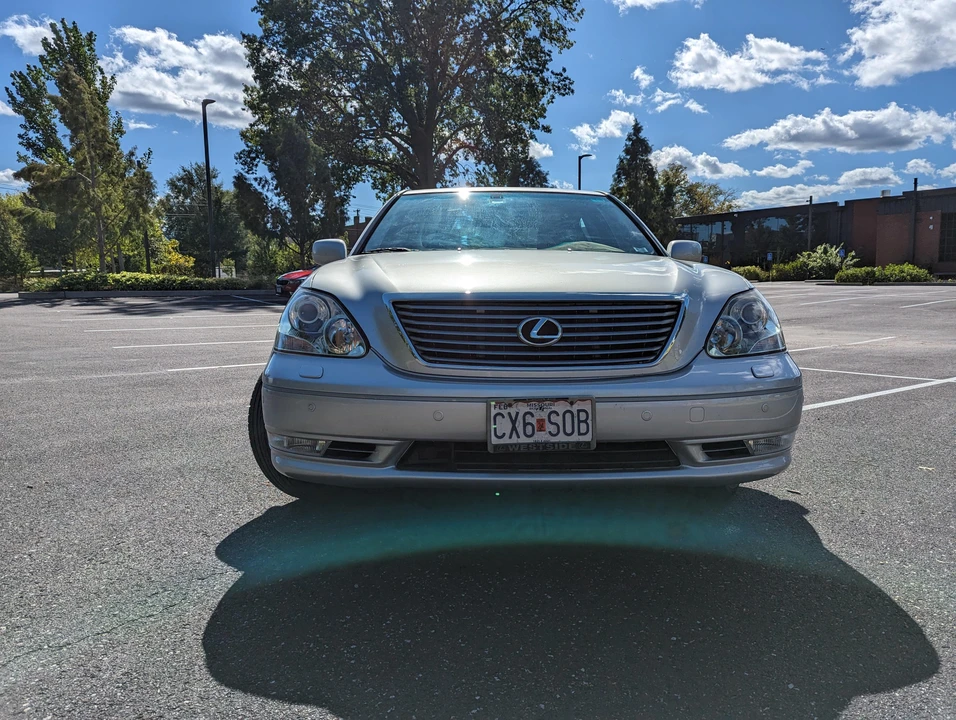 2004 Lexus LS 3rd Gen - Image 6 of 31