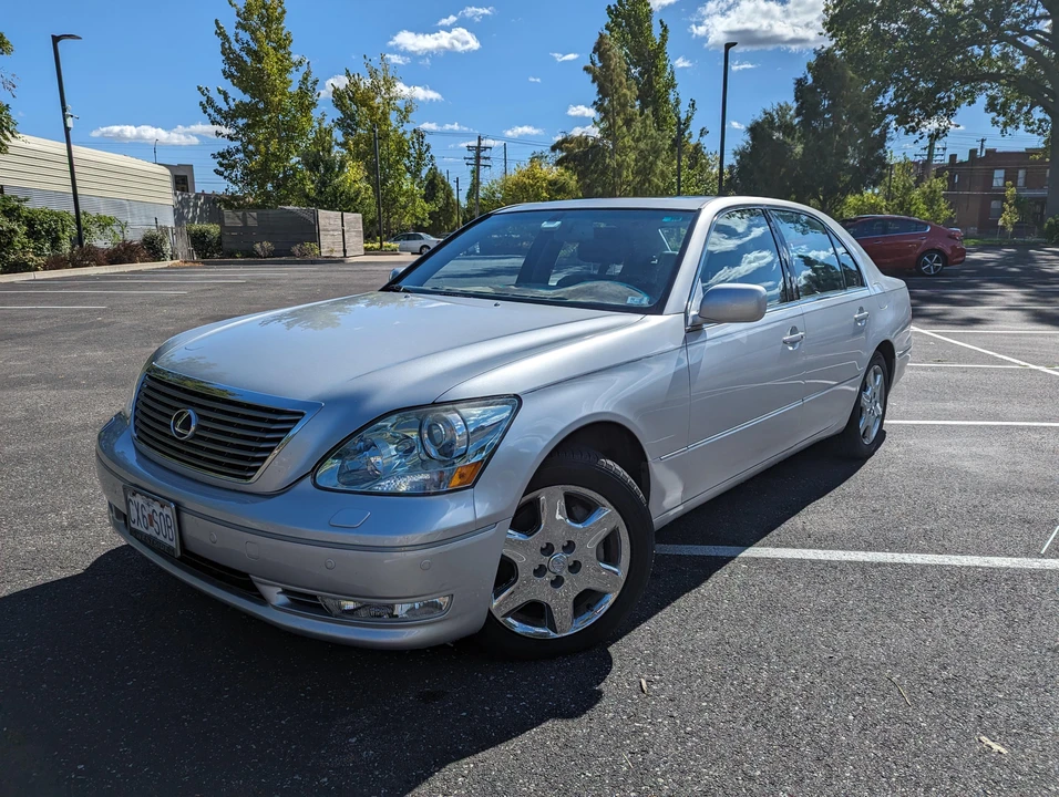 2004 Lexus LS 3rd Gen - Image 8 of 31