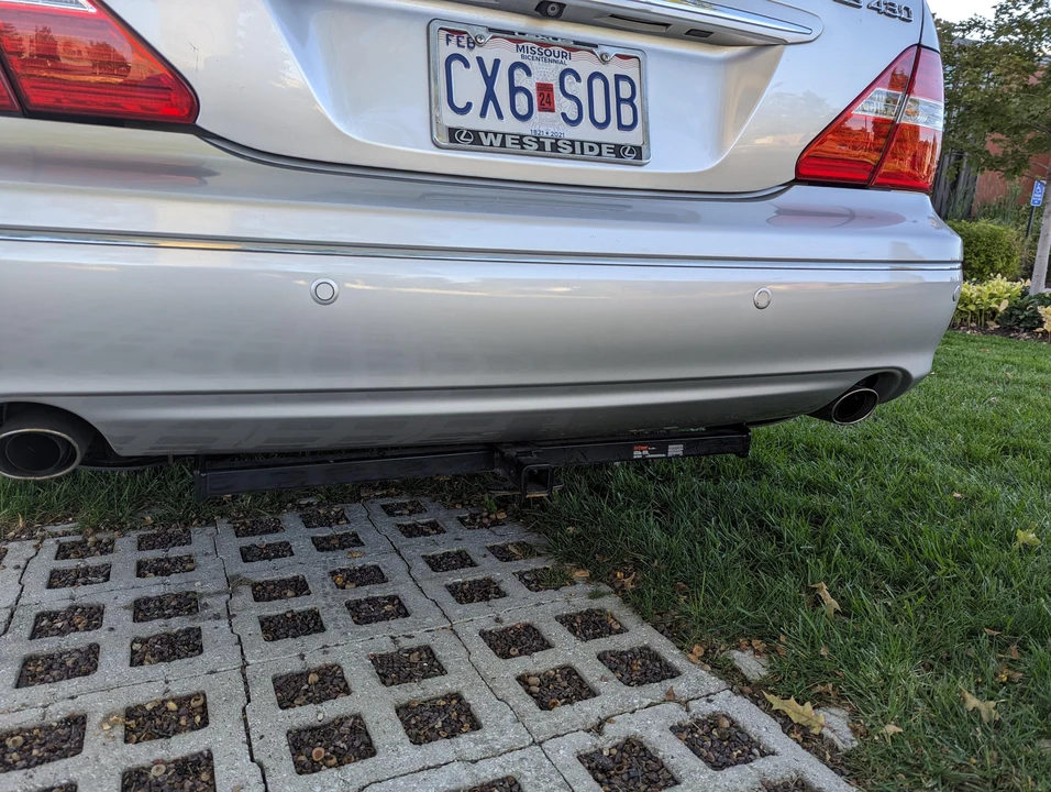 2004 Lexus LS 3rd Gen - Image 24 of 31