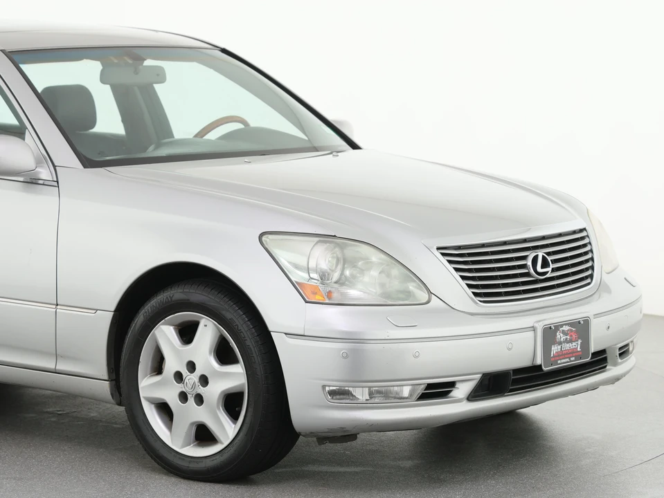 2004 Lexus LS 3rd Gen - Image 27 of 31